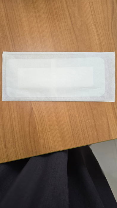 Lucia Heal Pore Adhesive Wound Dressing